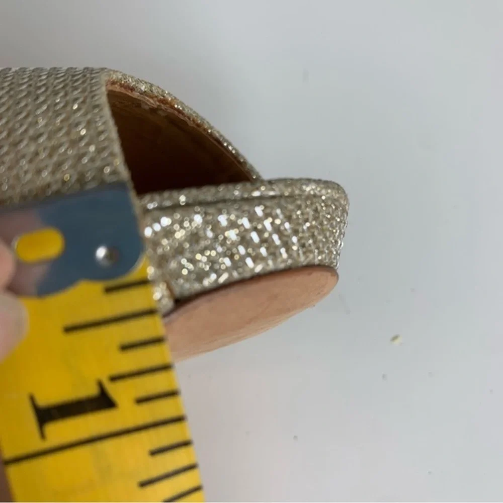 Badgley Mischka Gold glittery formal platform pumps size 10. Ponderosa model. - Picture 6 of 12